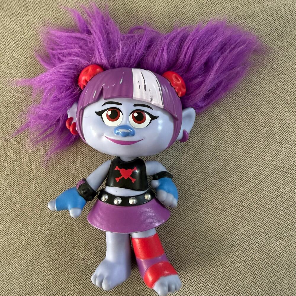 DreamWorks TrollsTopia Ultimate Surprise Hair Val Doll Hasbro 10" Purple Hair
